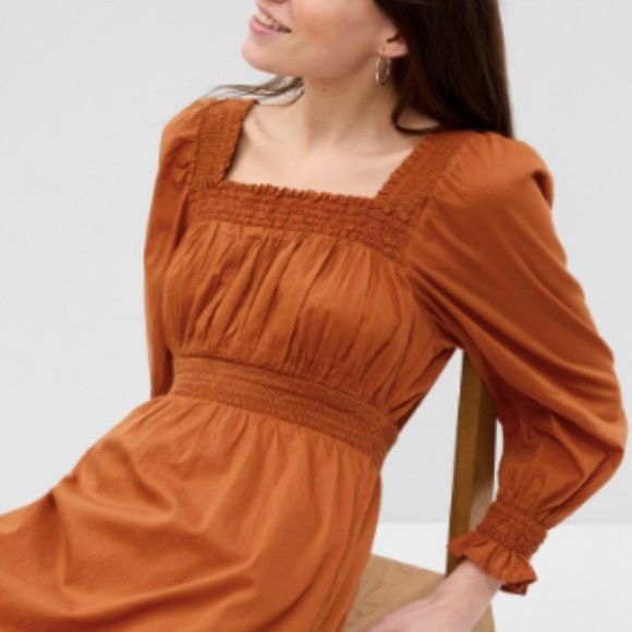 GAP Dresses & Skirts - Gap Puff Sleeve Smocked Maxi Dress